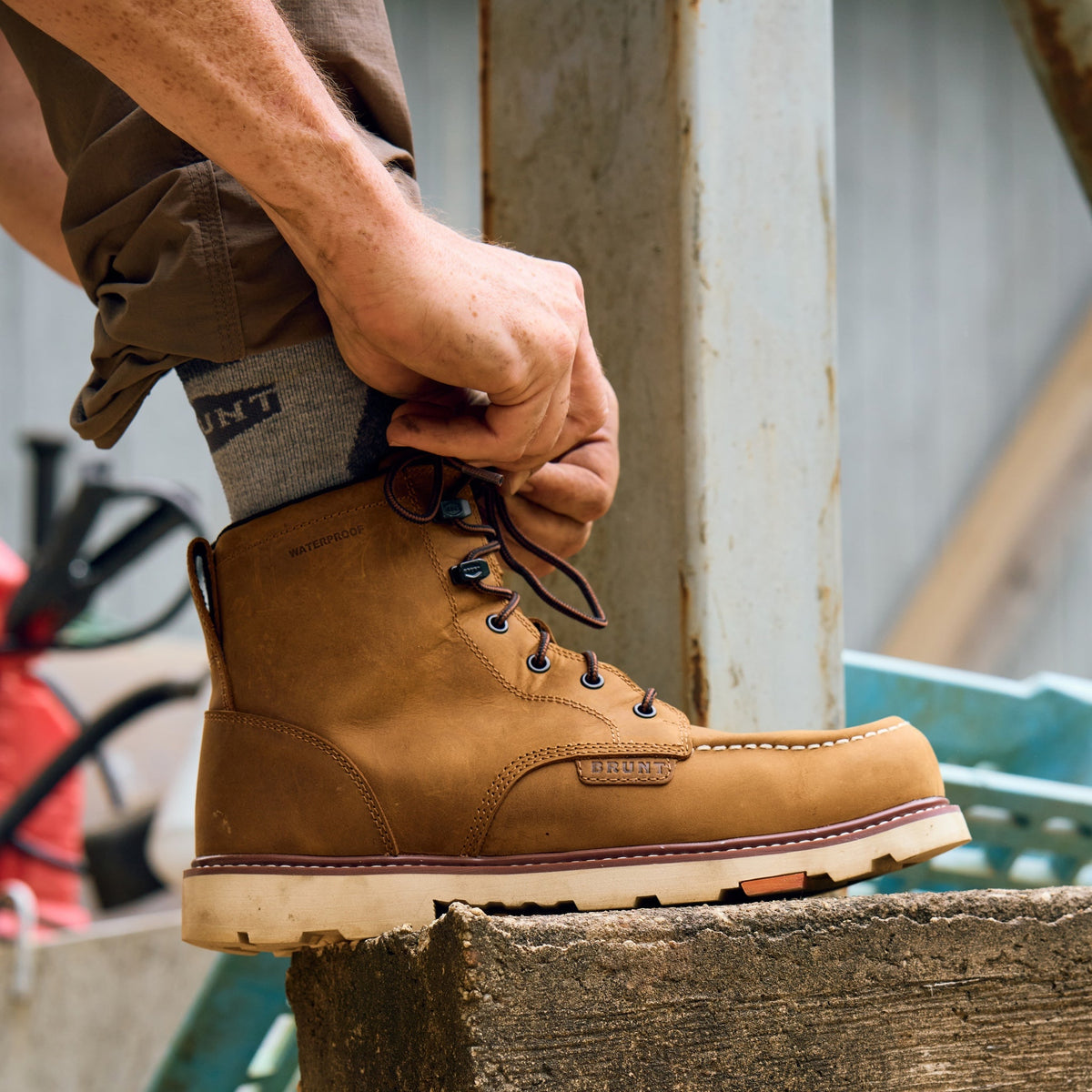 The Marin 90° Heel Waterproof (Soft Toe)